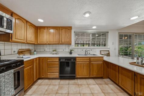 874 Santa Dorotea Circle Rohnert Park CA 94928