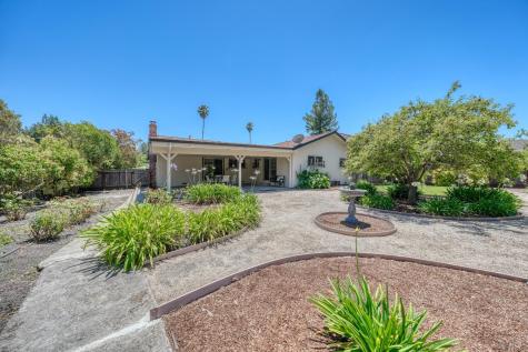 874 Santa Dorotea Circle Rohnert Park CA 94928