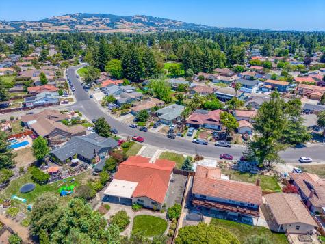 874 Santa Dorotea Circle Rohnert Park CA 94928