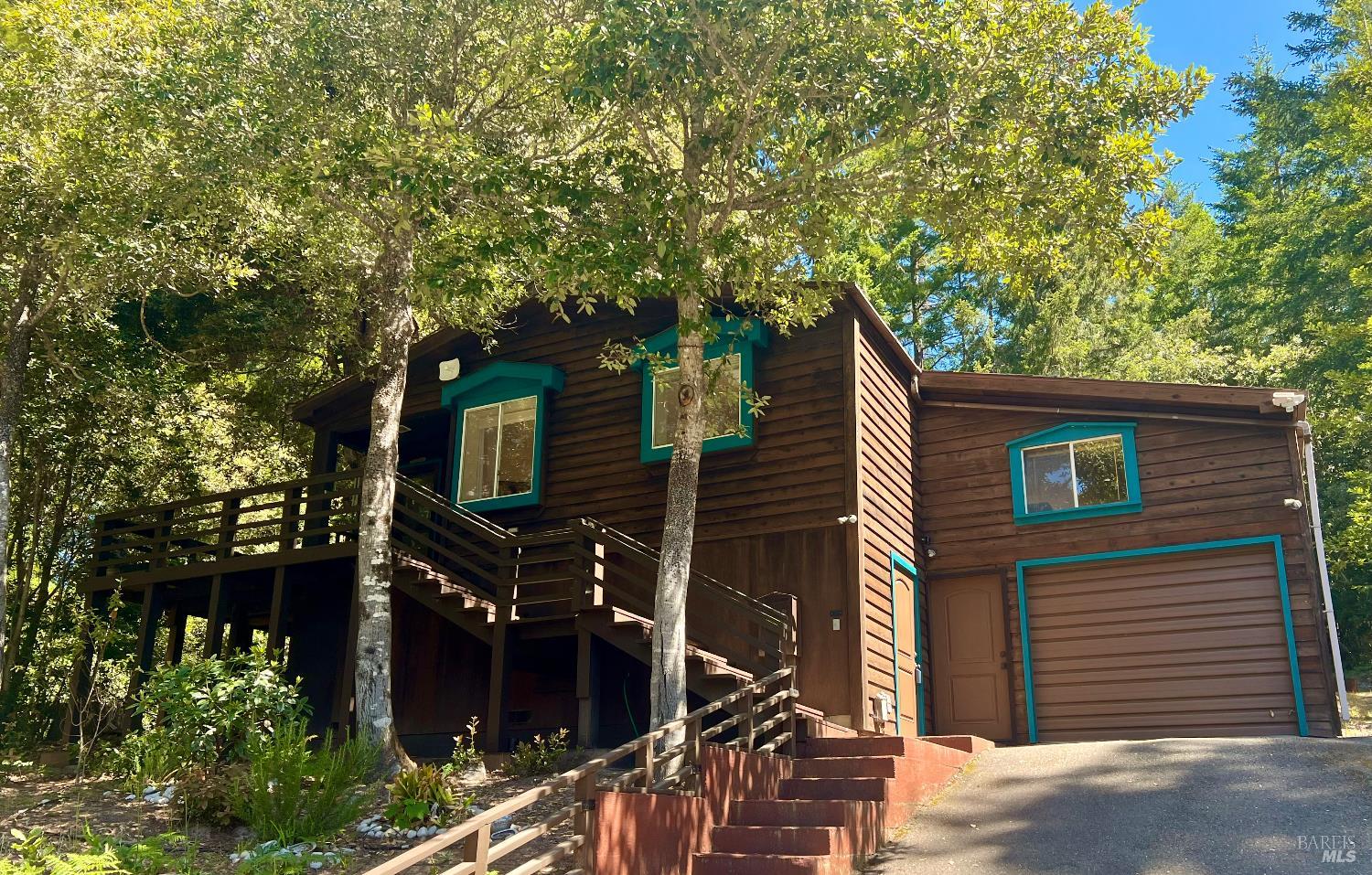 35551 Ocean View Street Gualala CA 95445