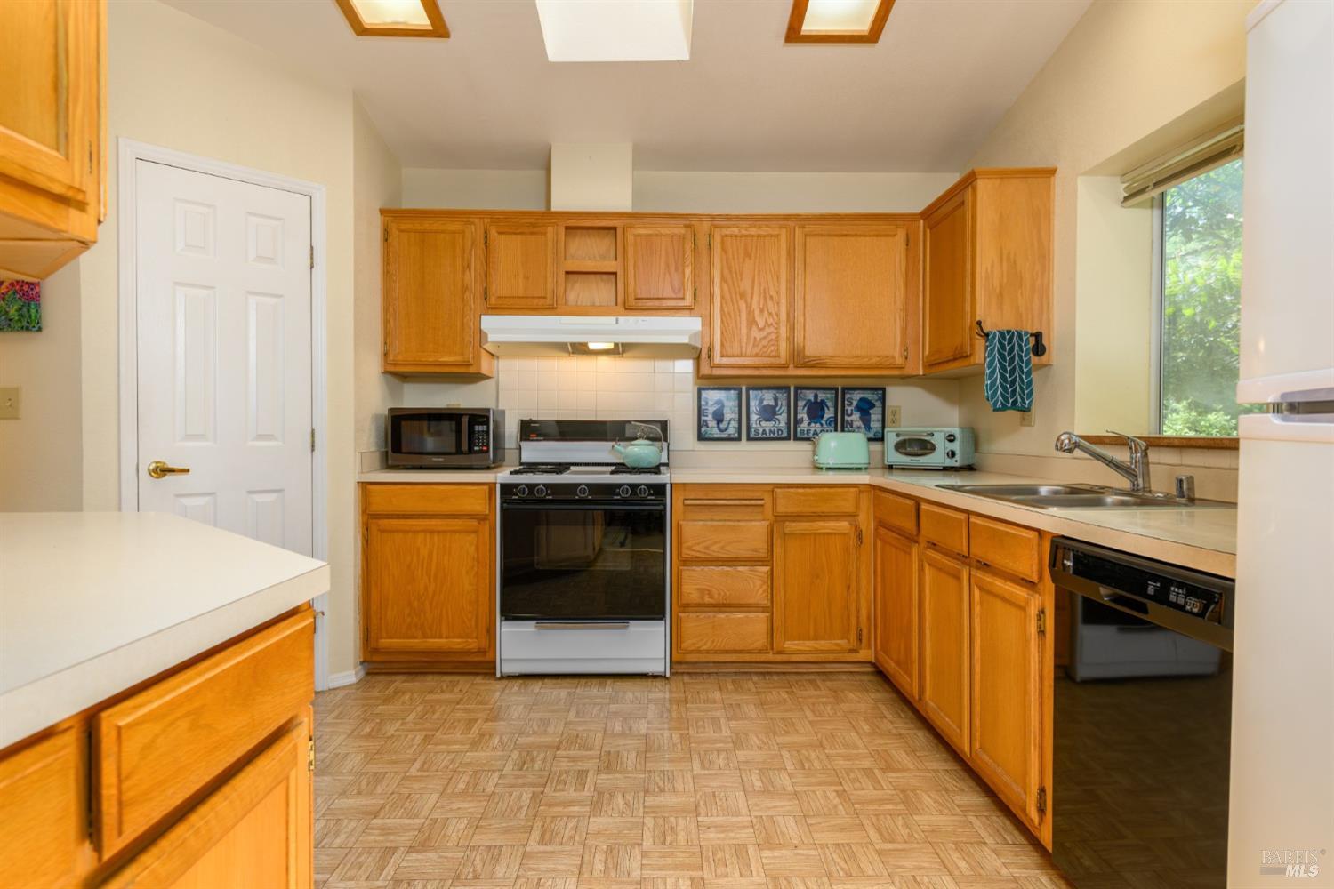 35551 Ocean View Street Gualala CA 95445