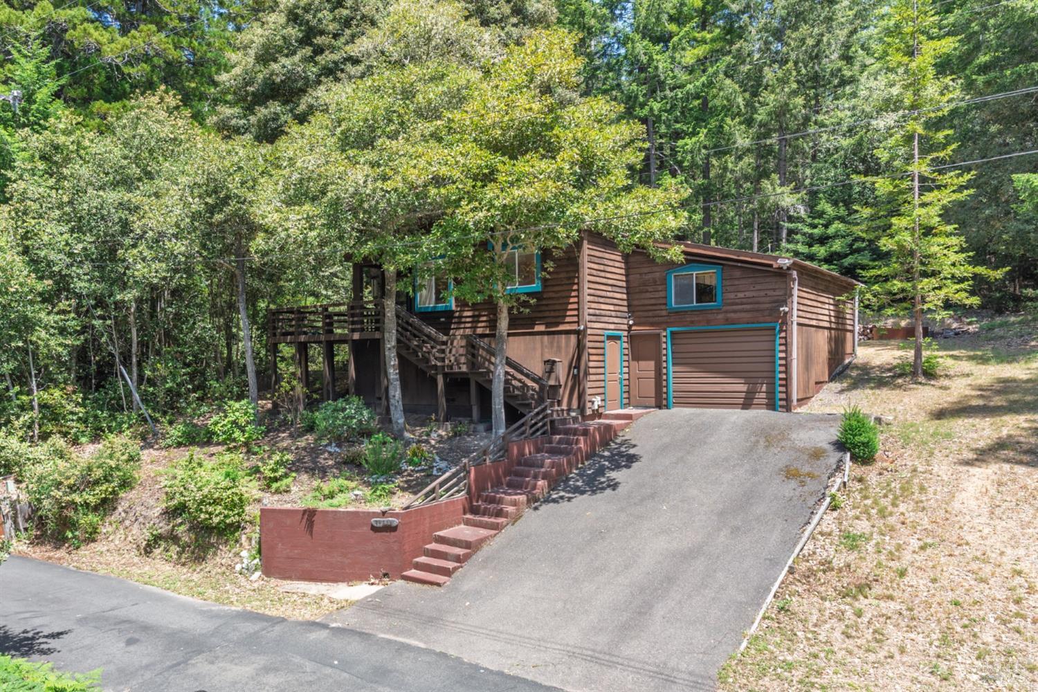 35551 Ocean View Street Gualala CA 95445