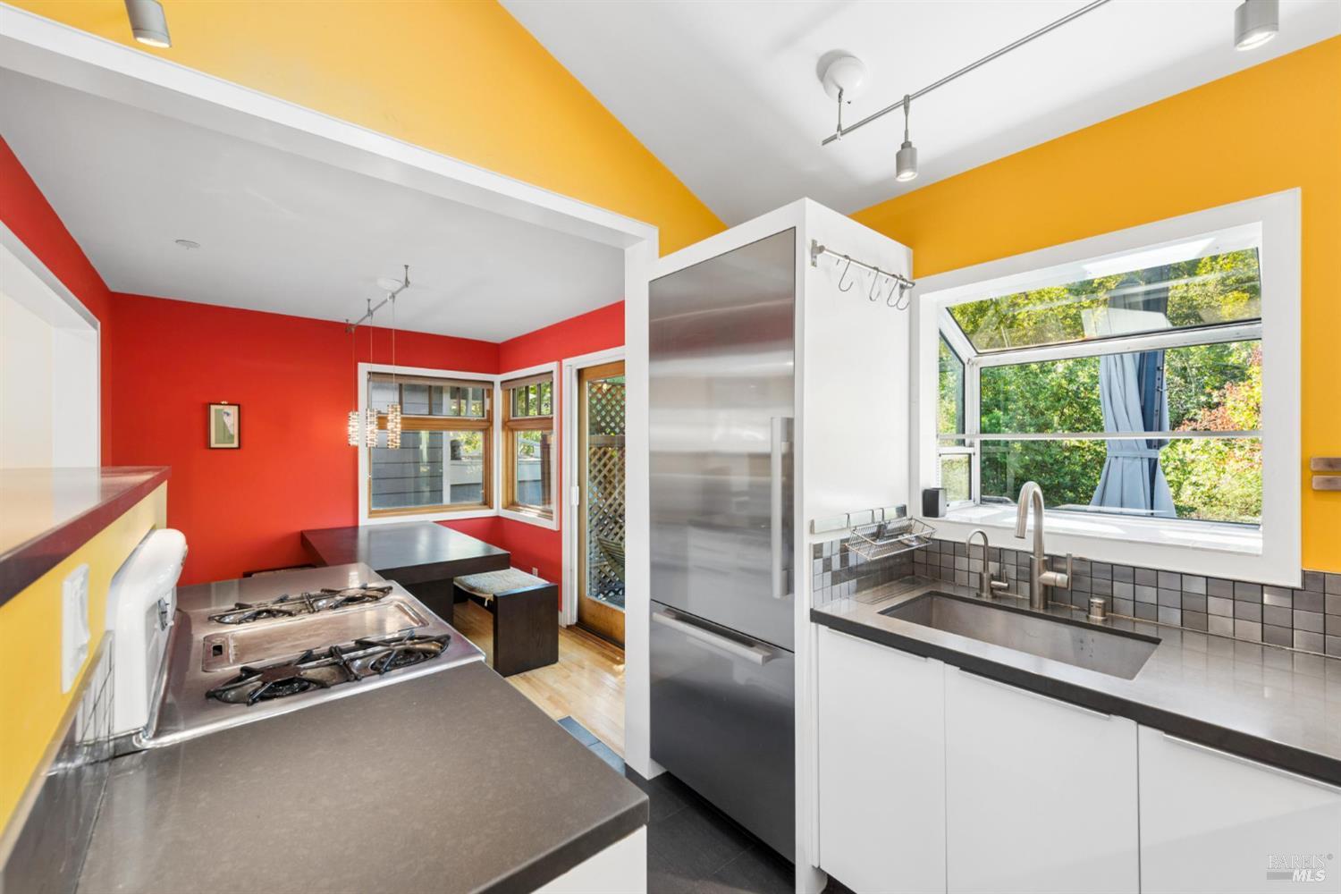 33 Brookdale Avenue San Rafael CA 94901
