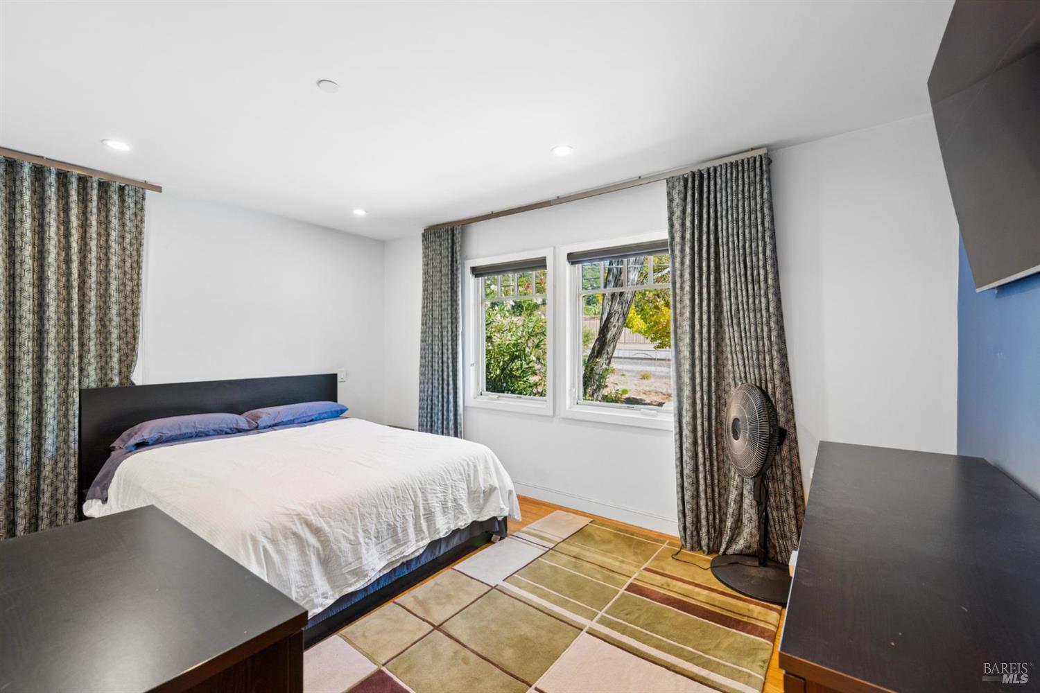 33 Brookdale Avenue San Rafael CA 94901