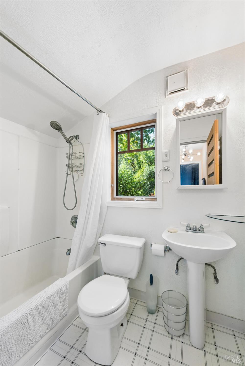 33 Brookdale Avenue San Rafael CA 94901