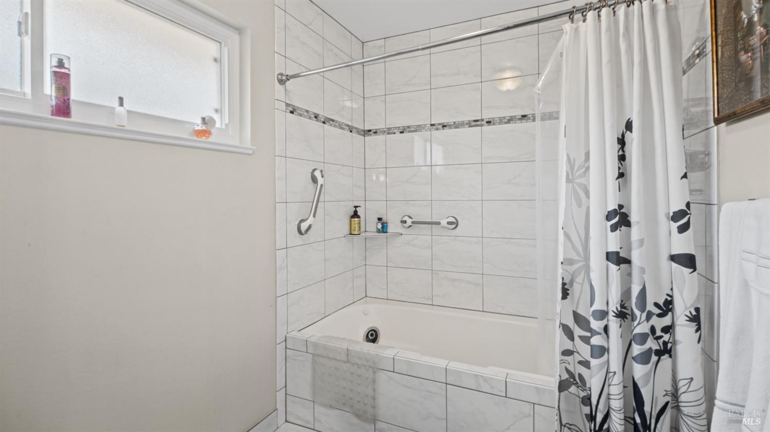 1605 Kelly Street Santa Rosa CA 95401