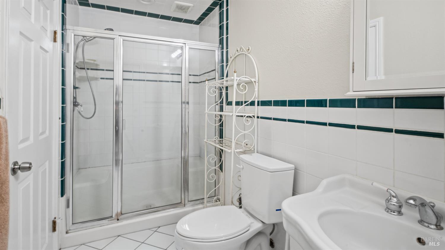 1605 Kelly Street Santa Rosa CA 95401