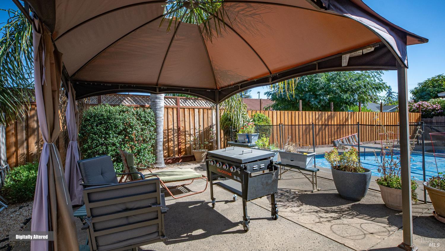 1605 Kelly Street Santa Rosa CA 95401