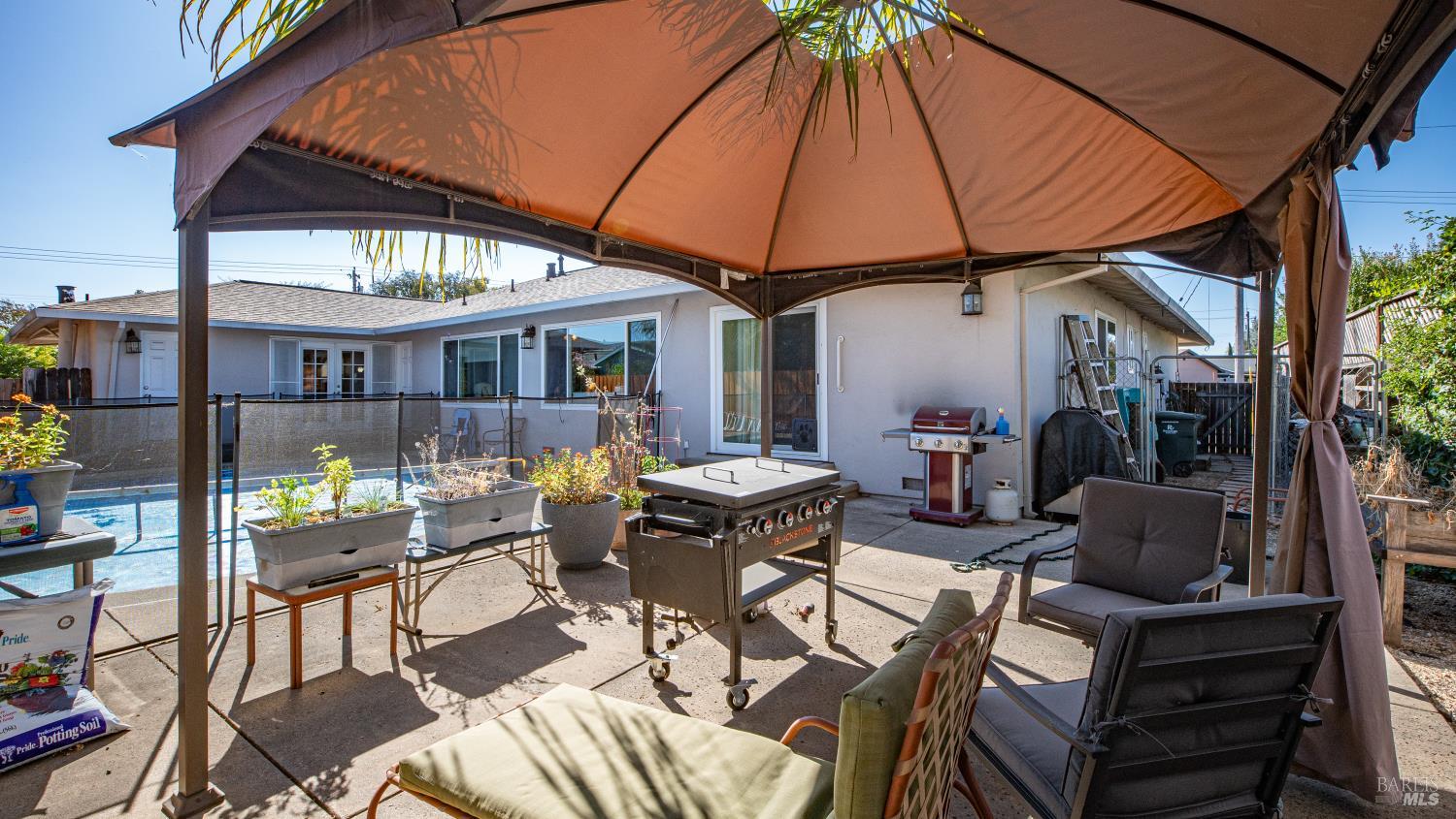 1605 Kelly Street Santa Rosa CA 95401