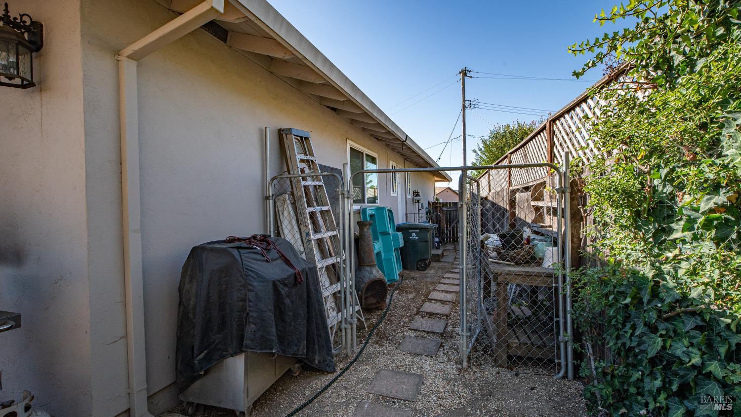 1605 Kelly Street Santa Rosa CA 95401