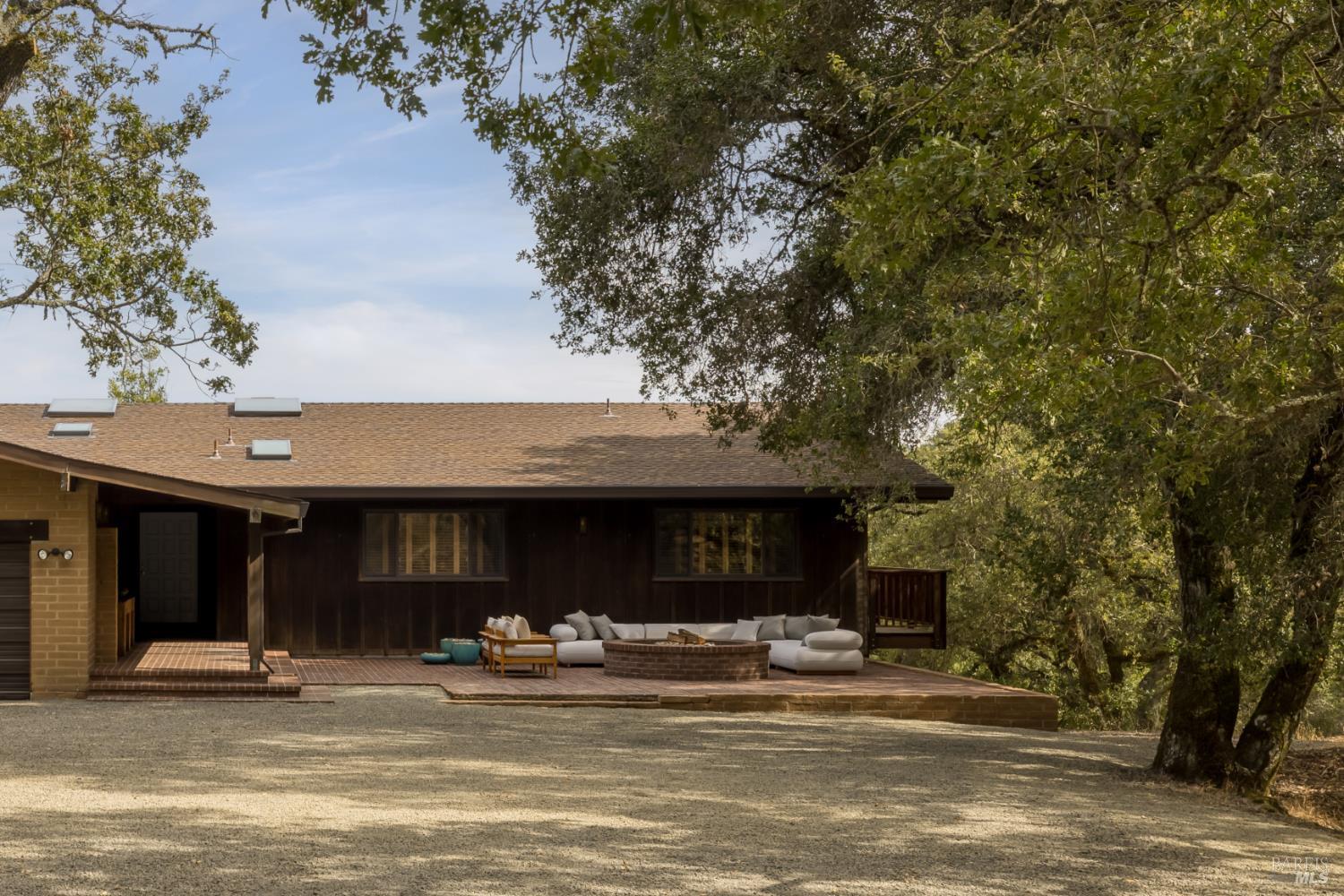 5320 Grove Street Sonoma CA 95476