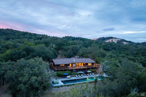 5320 Grove Street Sonoma CA 95476
