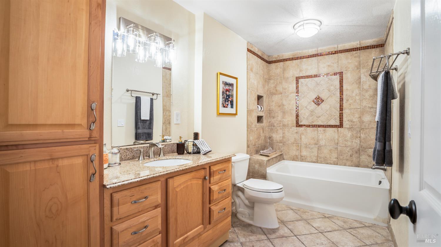 5595 Estates Drive Oakland CA 94618