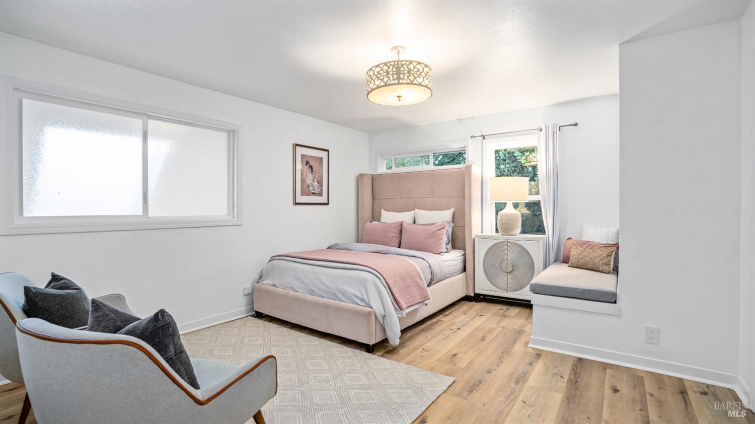 5595 Estates Drive Oakland CA 94618