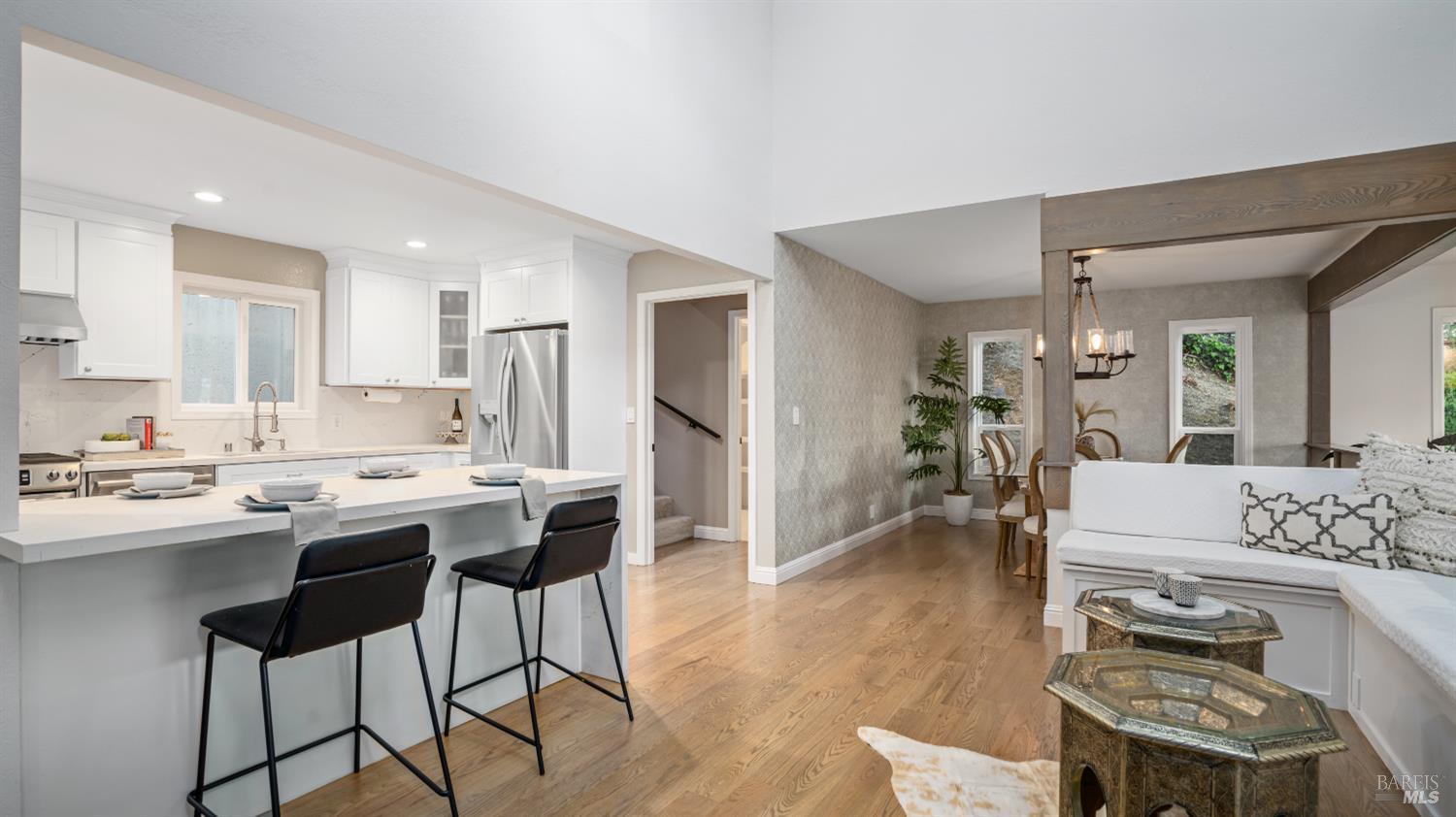 5595 Estates Drive Oakland CA 94618