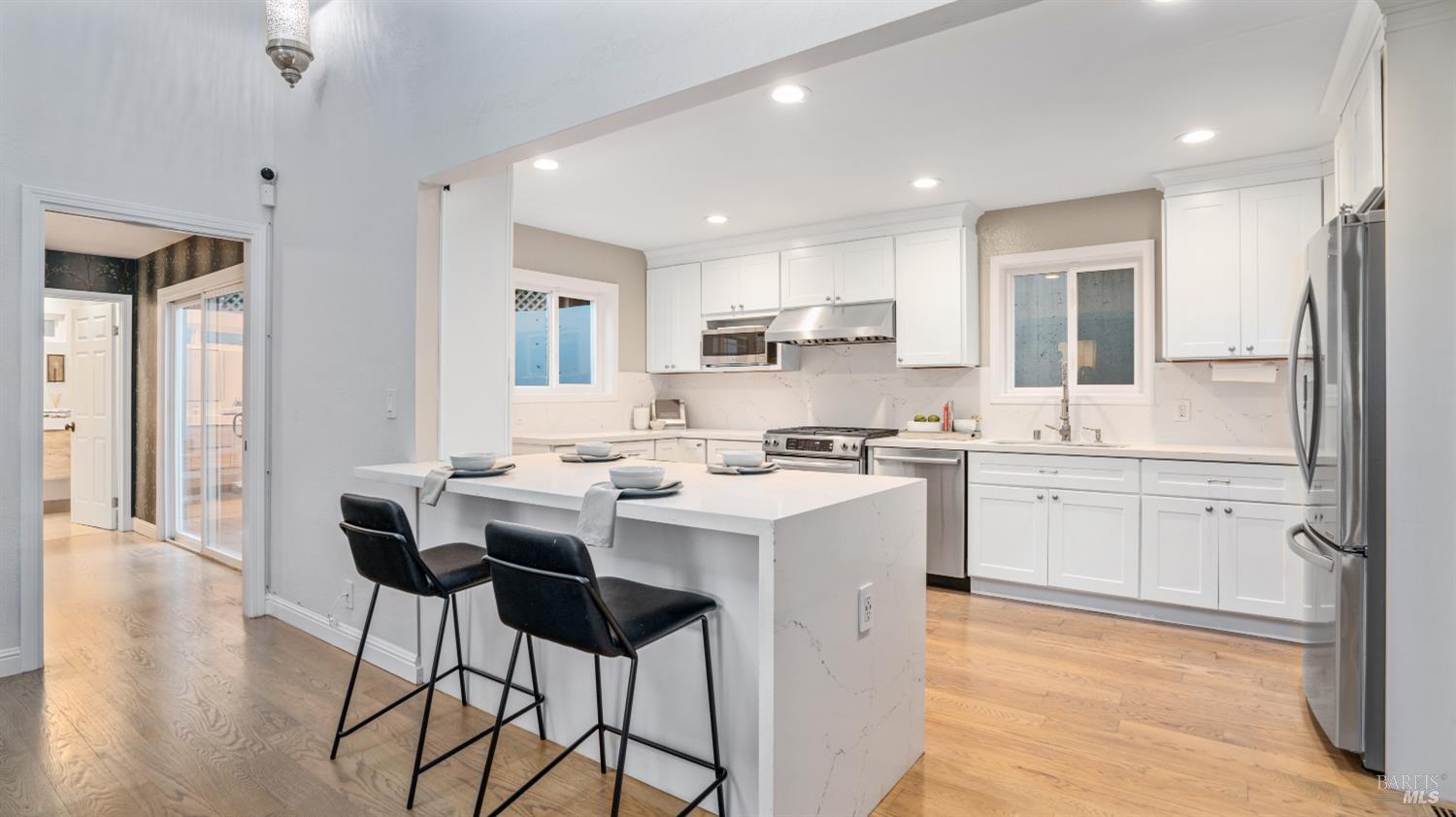 5595 Estates Drive Oakland CA 94618