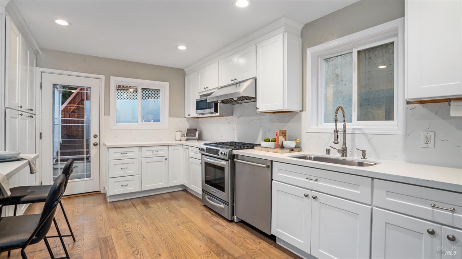 5595 Estates Drive Oakland CA 94618