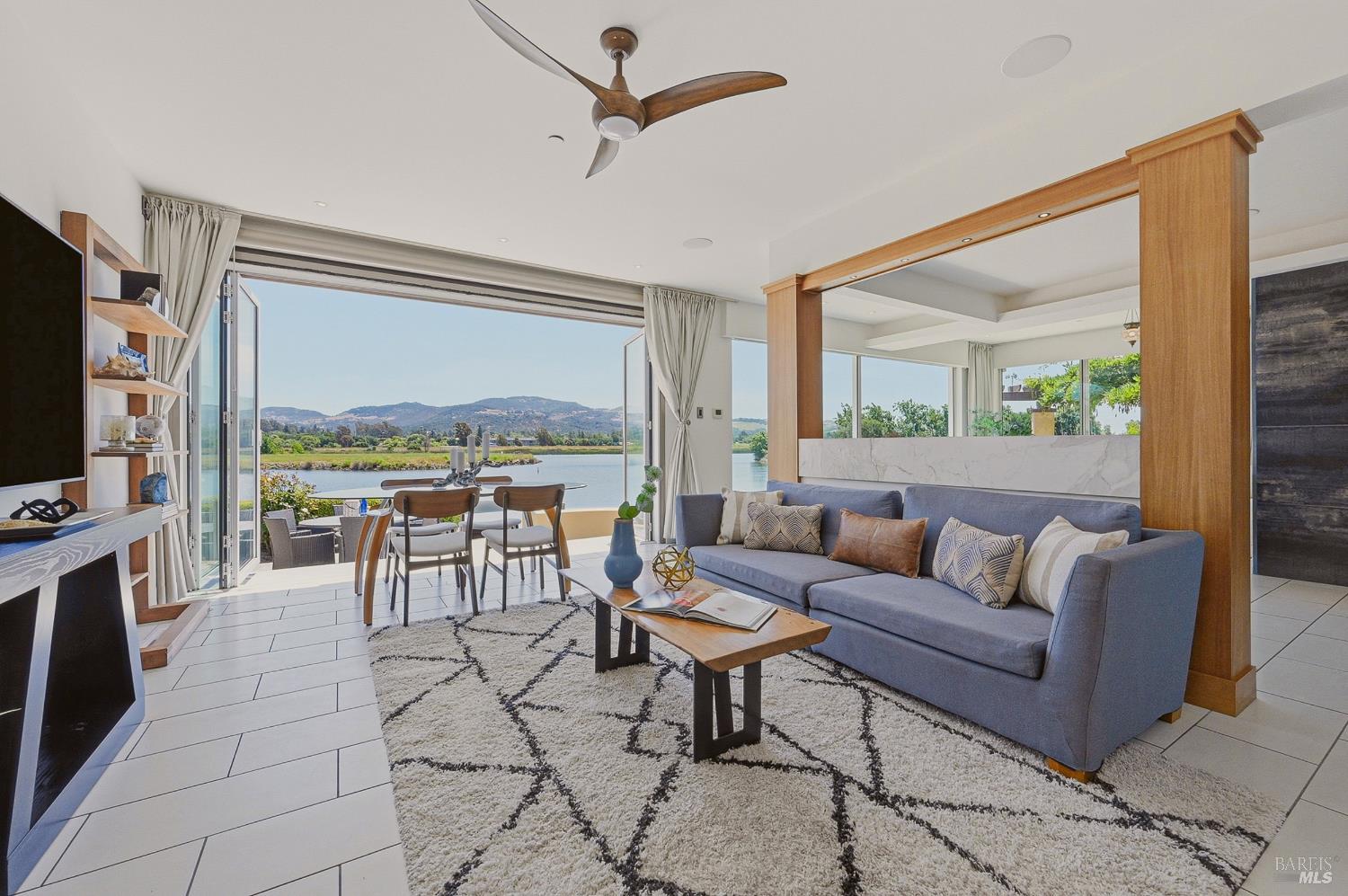 50 Lighthouse Court Napa CA 94559