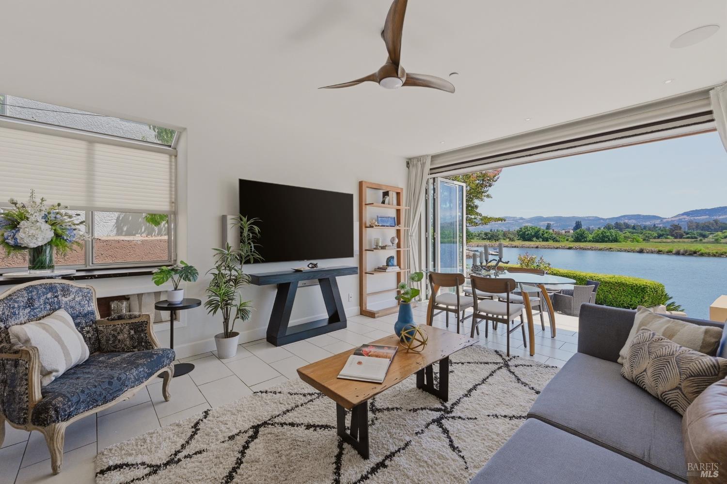 50 Lighthouse Court Napa CA 94559