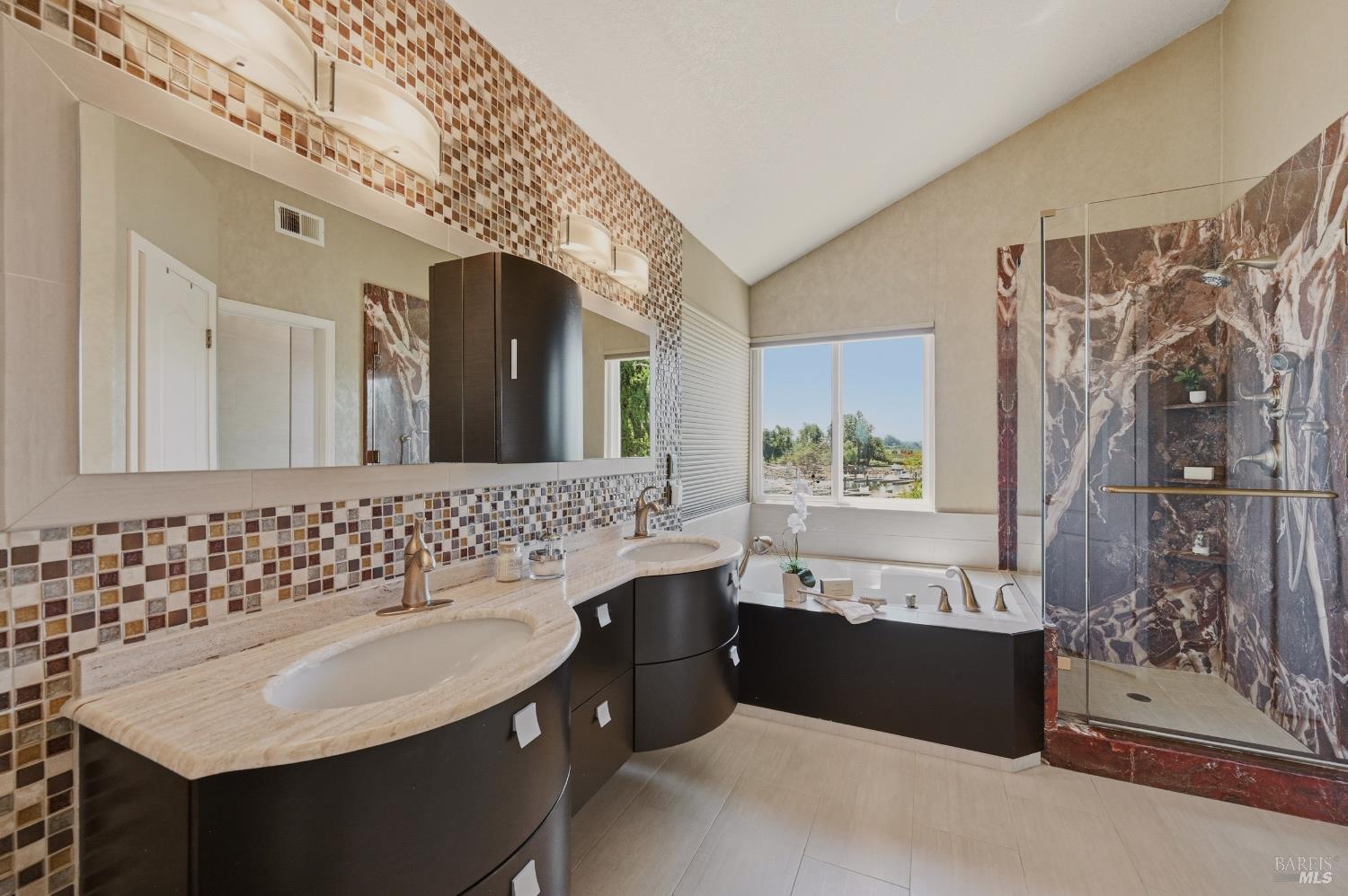 50 Lighthouse Court Napa CA 94559