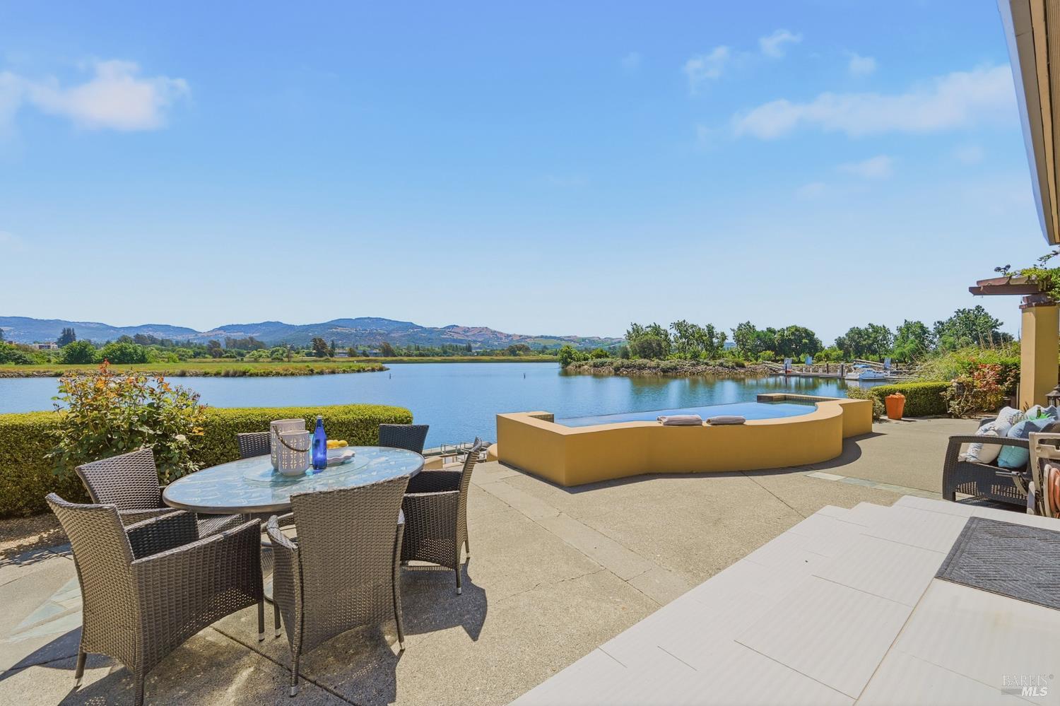 50 Lighthouse Court Napa CA 94559