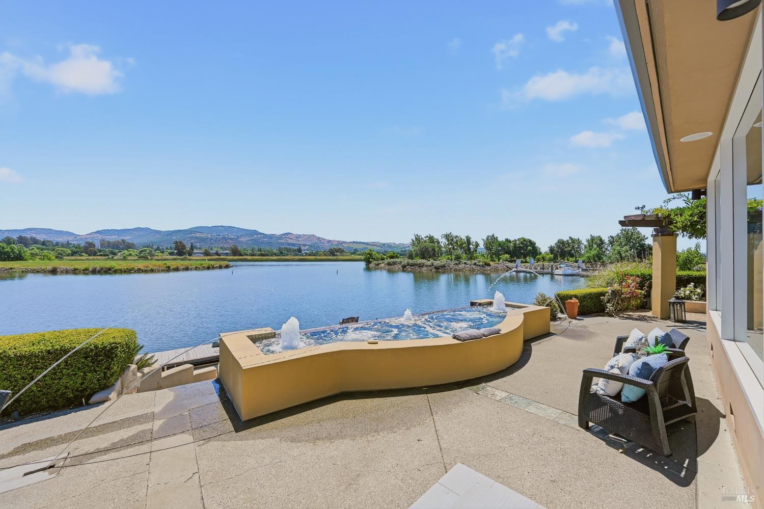 50 Lighthouse Court Napa CA 94559