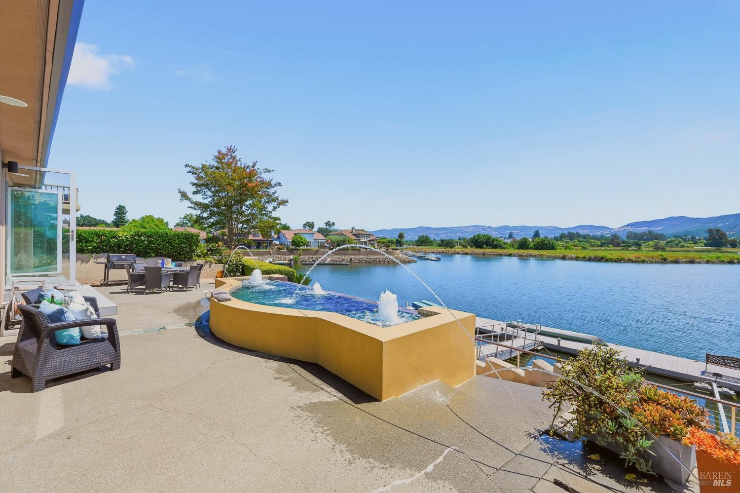 50 Lighthouse Court Napa CA 94559