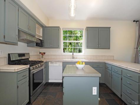 79 Bosch Street Geyserville CA 95441
