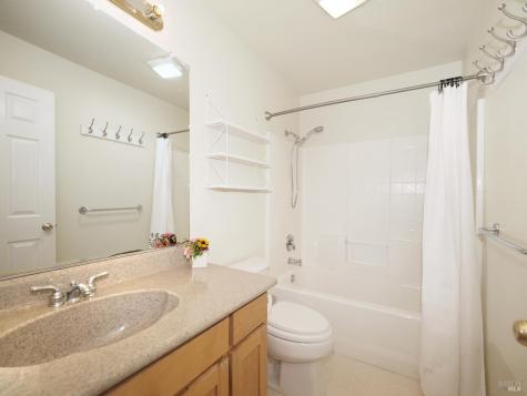 79 Bosch Street Geyserville CA 95441