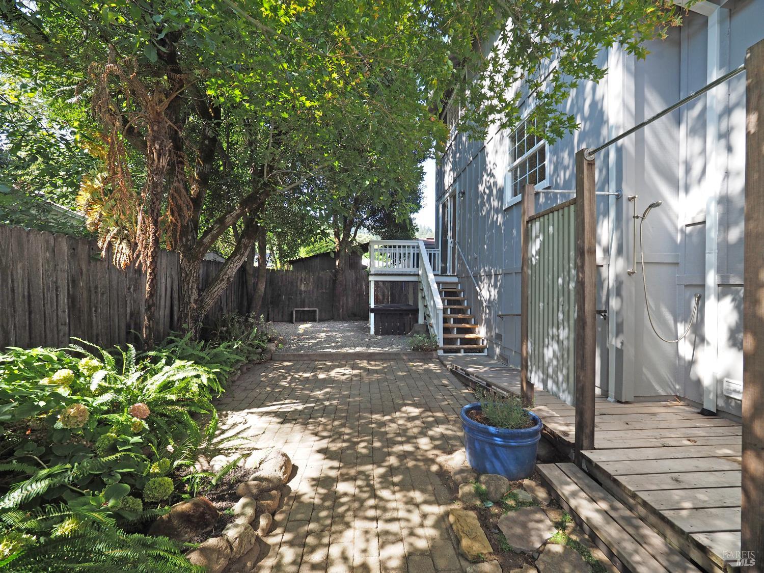79 Bosch Street Geyserville CA 95441