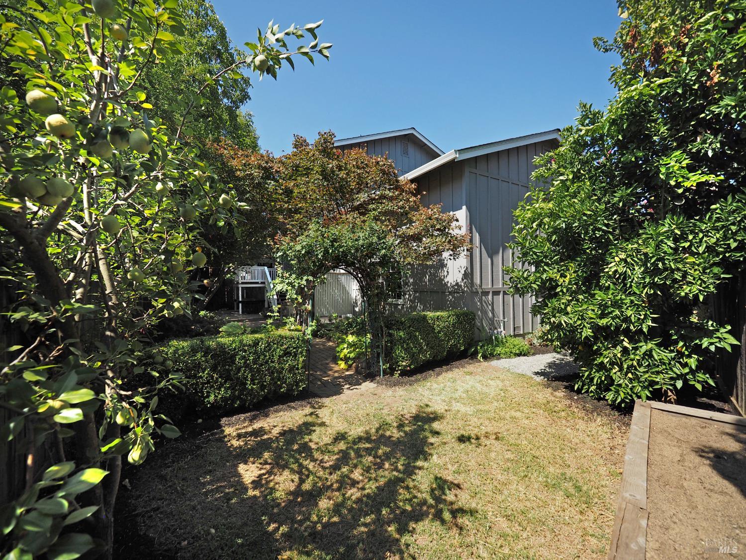 79 Bosch Street Geyserville CA 95441