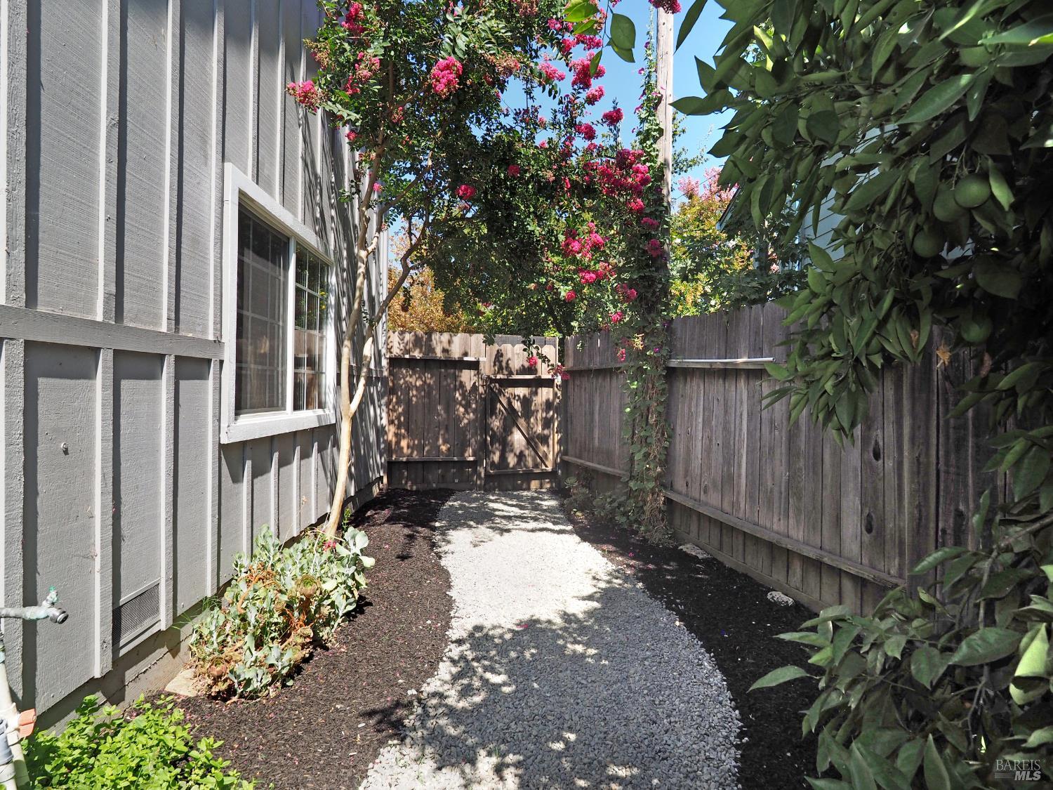 79 Bosch Street Geyserville CA 95441