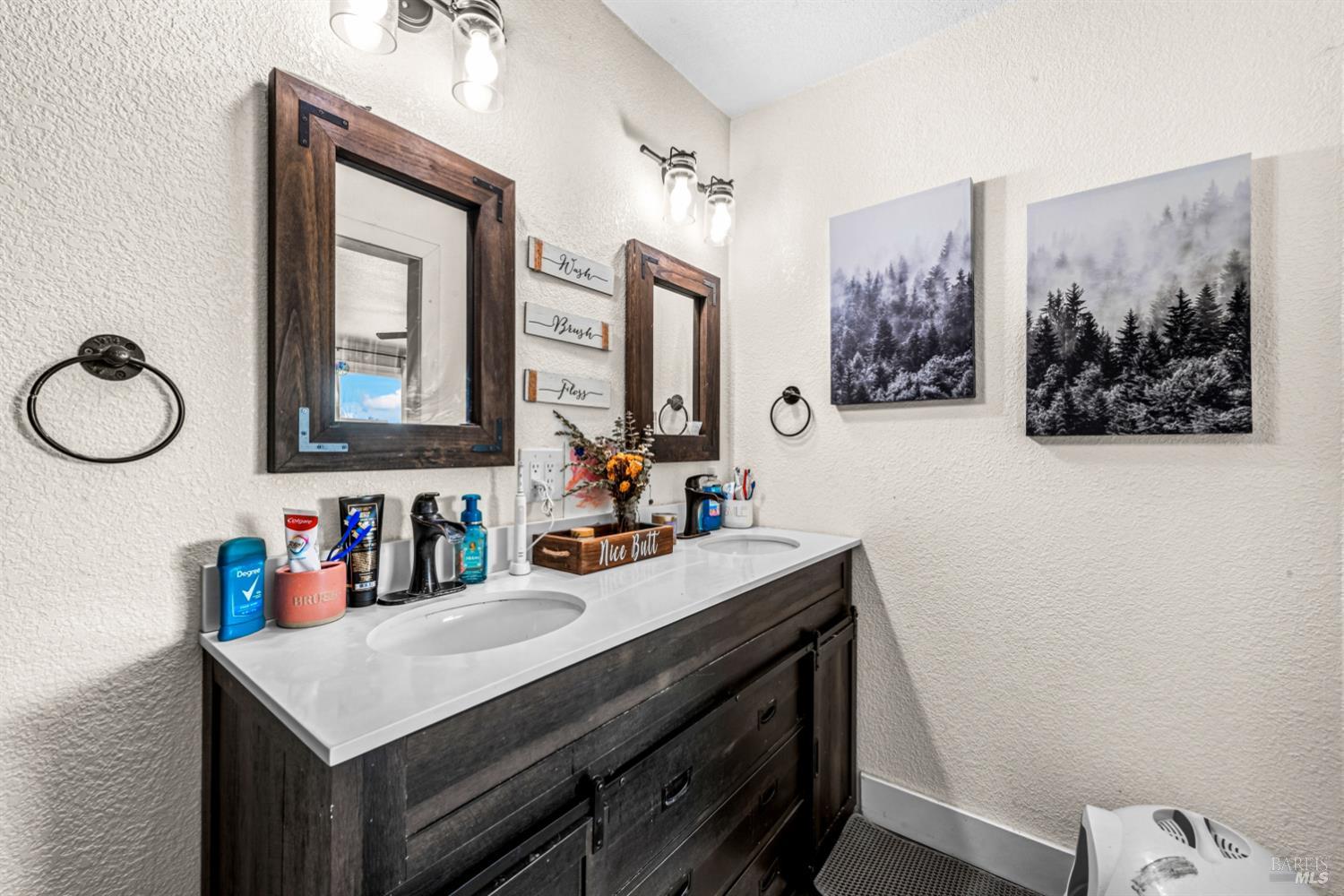 8571 Brand Lane Penngrove CA 94951