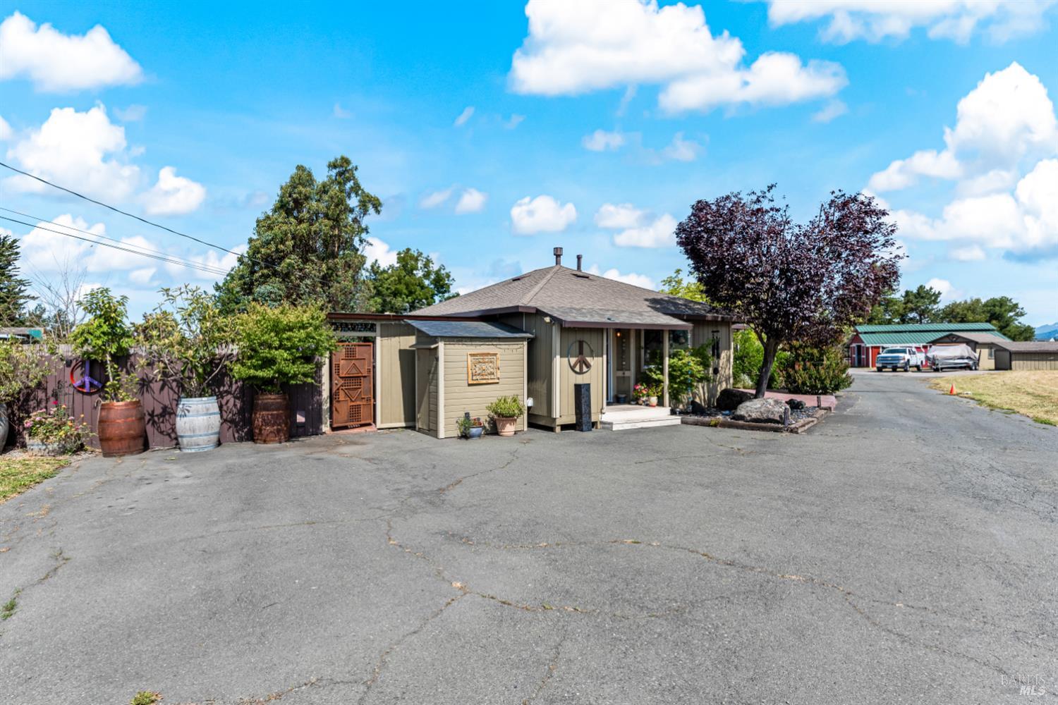 8571 Brand Lane Penngrove CA 94951
