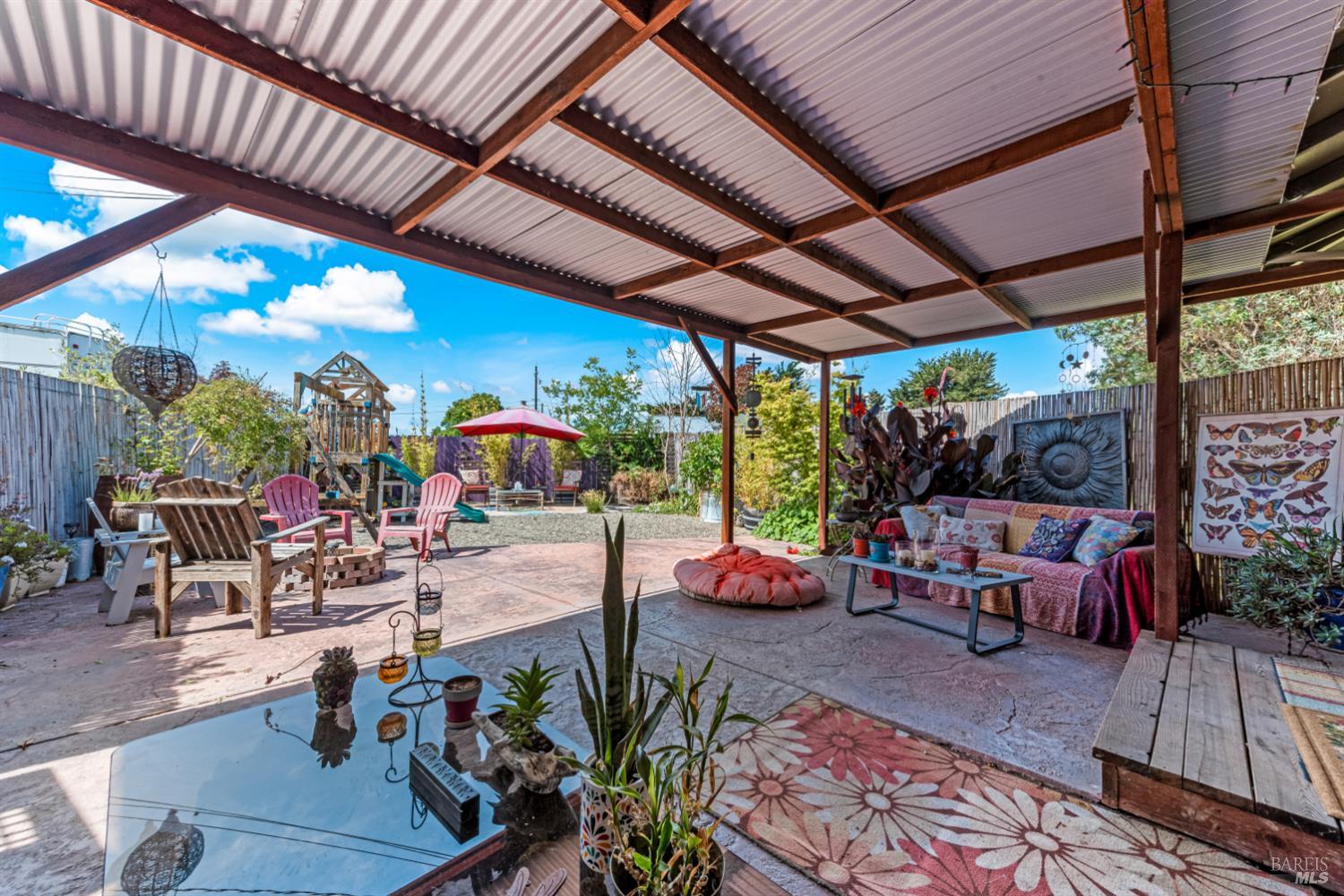 8571 Brand Lane Penngrove CA 94951