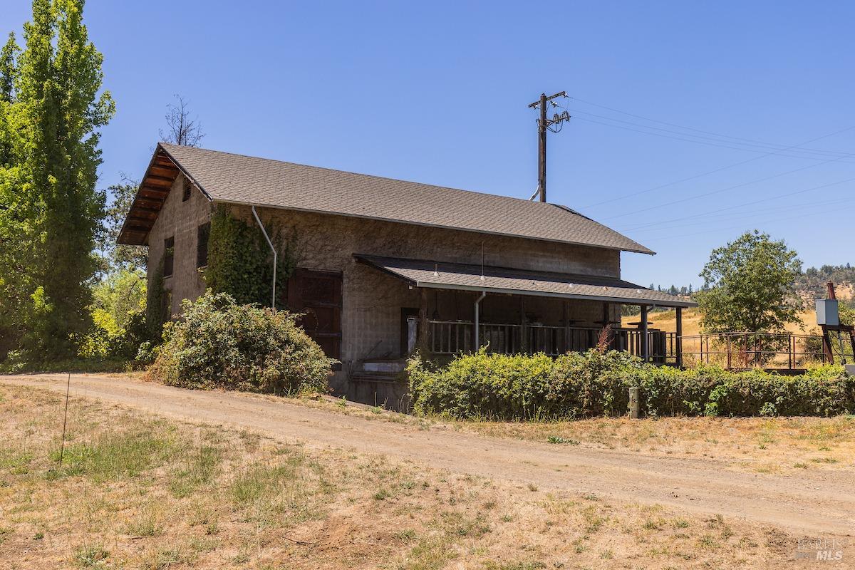 16000 Powerhouse Road Potter Valley CA 95469