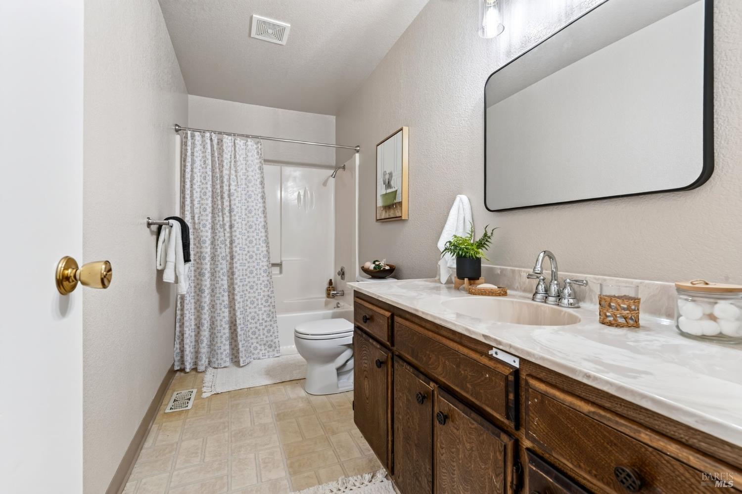 767 Joni Court Windsor CA 95492