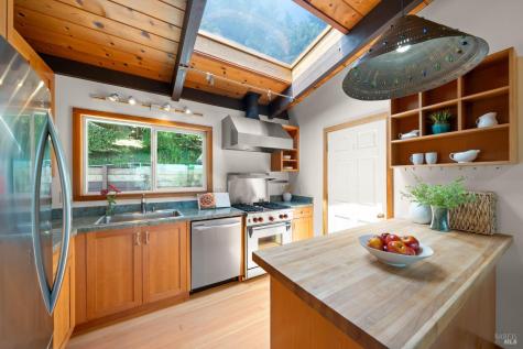20 Drakes View Drive Inverness CA 94937