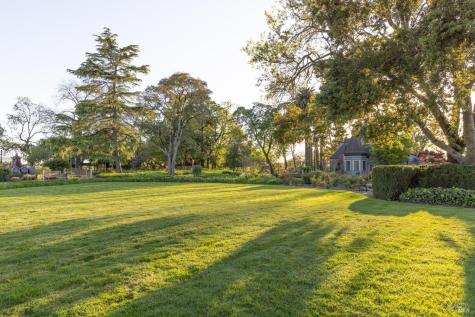 2875 Woolsey Road Windsor CA 95492