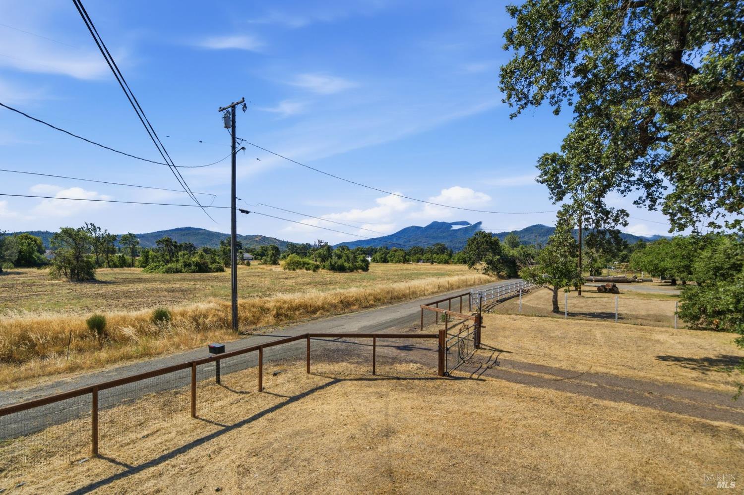 20511 Santa Barbara Avenue Middletown CA 95461
