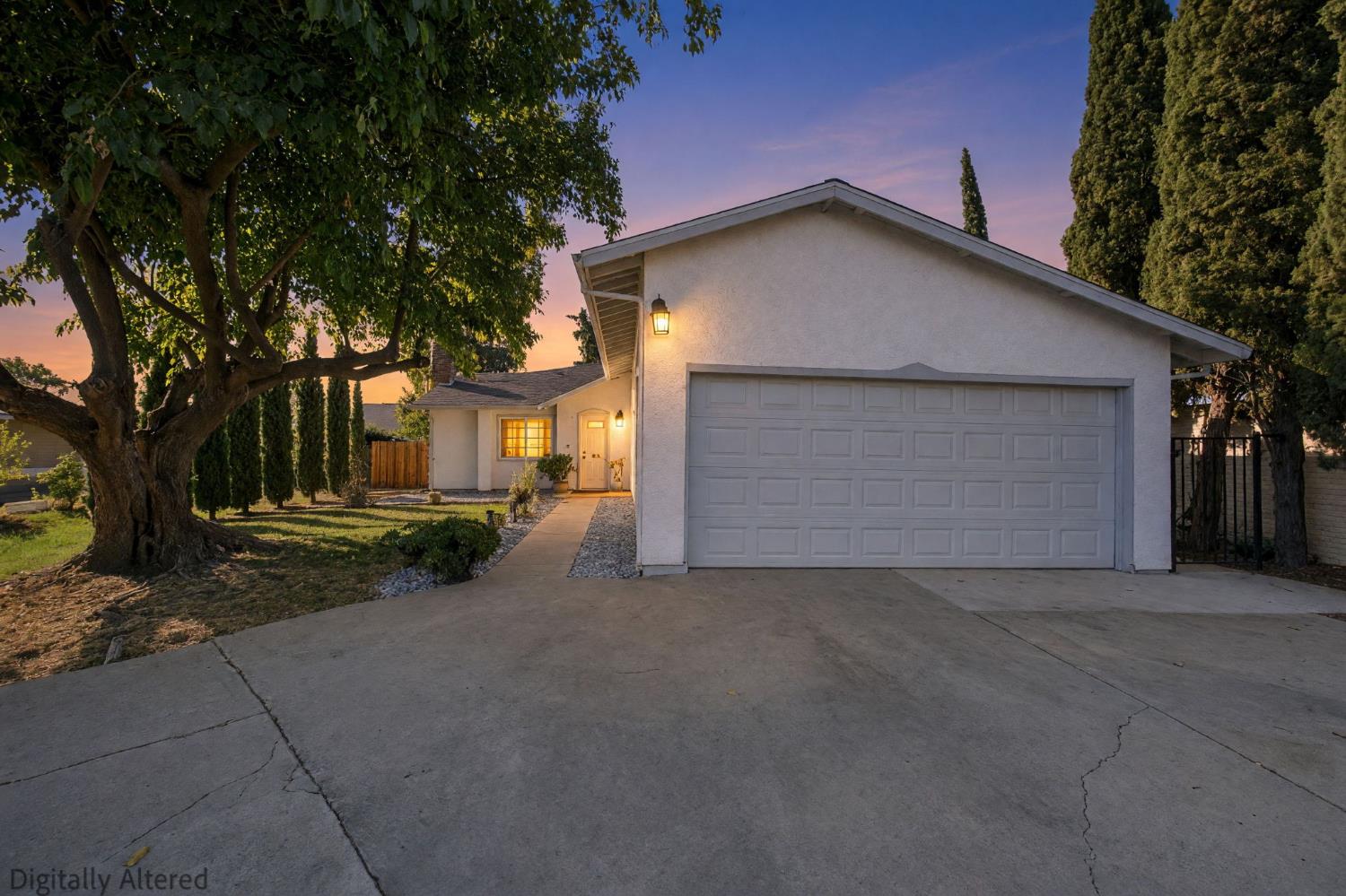 3972 Deer Cross Way Sacramento CA 95823