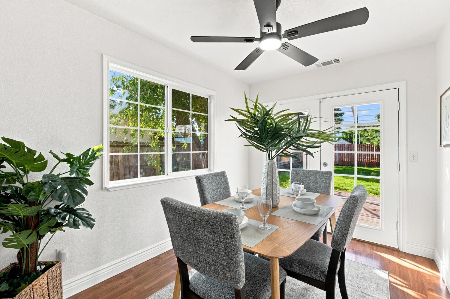 3972 Deer Cross Way Sacramento CA 95823