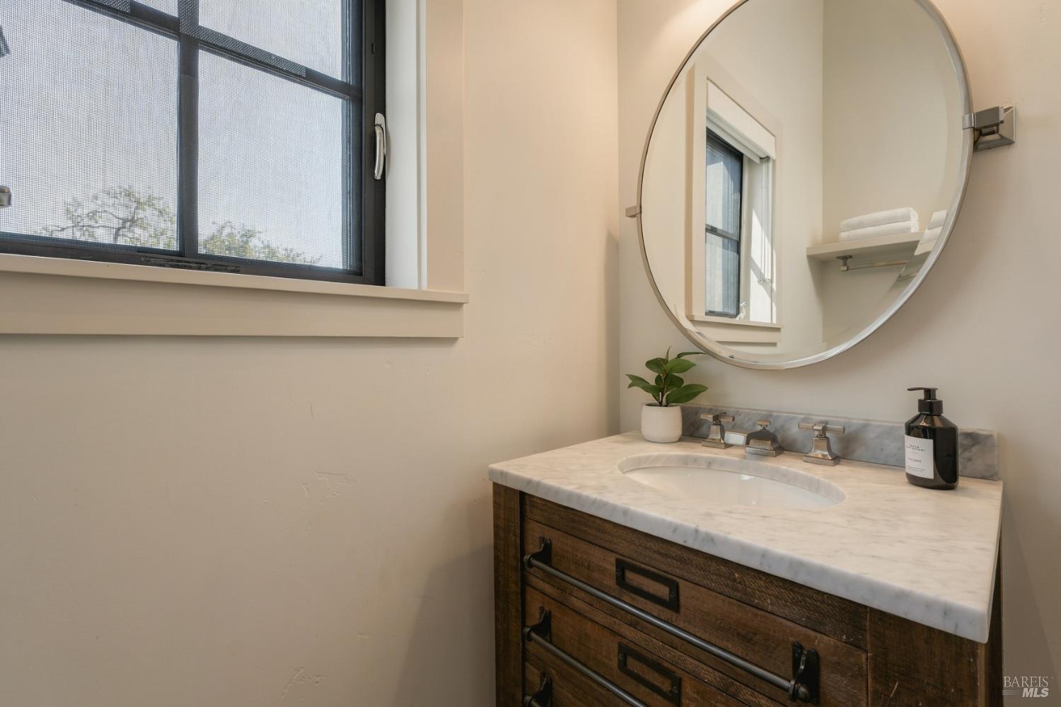 45 Vineyard View Drive Napa CA 94558