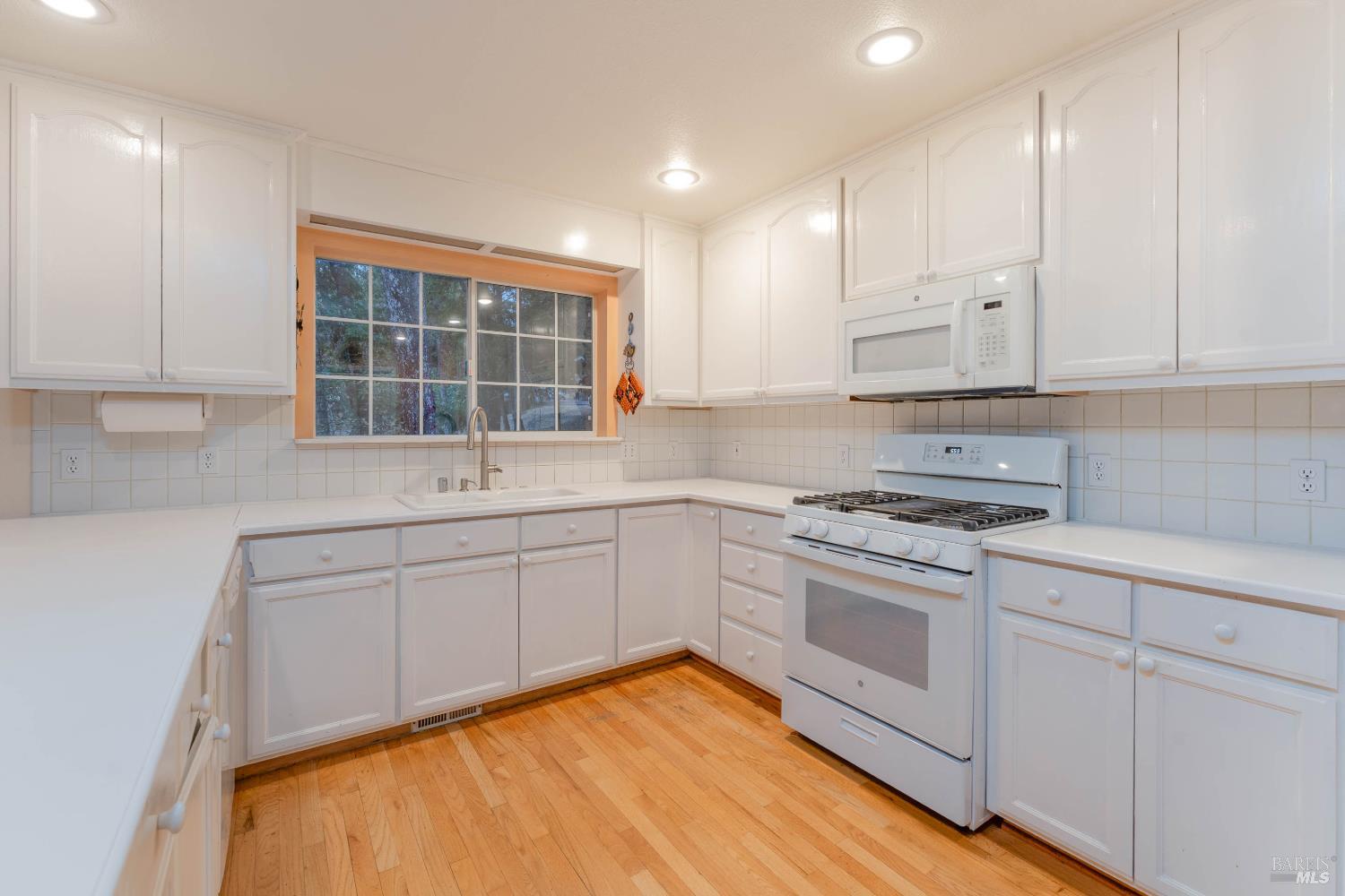 1991 Lupine Drive Willits CA 95490