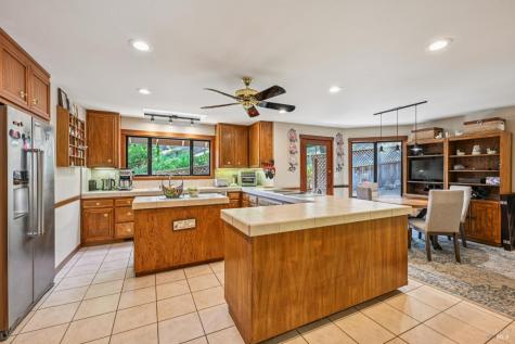 9 Buckeye Court Novato CA 94949