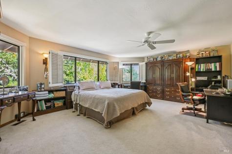 9 Buckeye Court Novato CA 94949