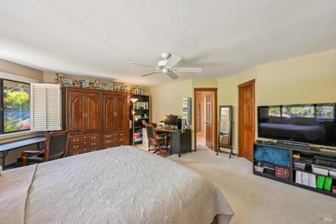 9 Buckeye Court Novato CA 94949