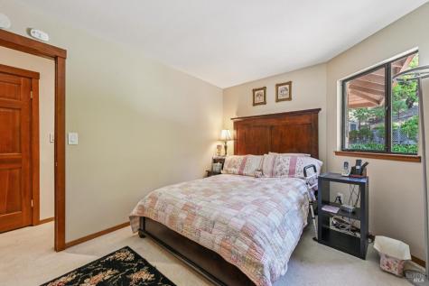 9 Buckeye Court Novato CA 94949