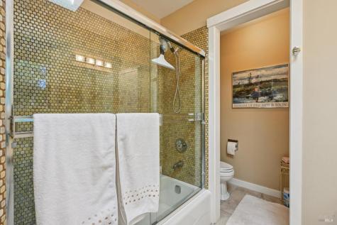9 Buckeye Court Novato CA 94949