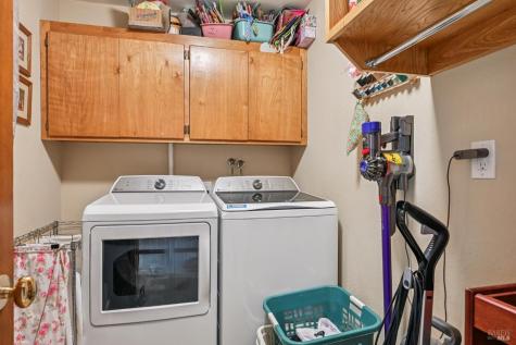 9 Buckeye Court Novato CA 94949